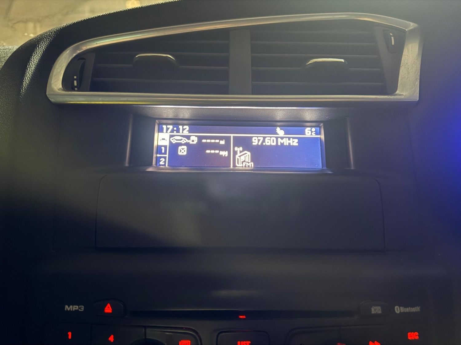 Used Citroen C4 2012 for sale - 76926759: Photo 77