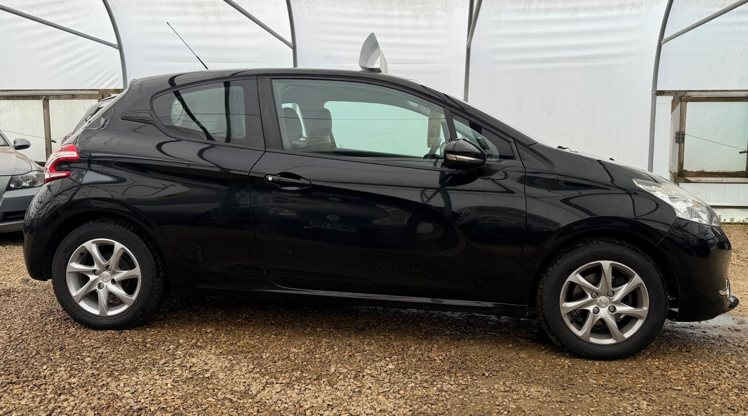 Used Peugeot 208 for sale - 78127399: Photo 34