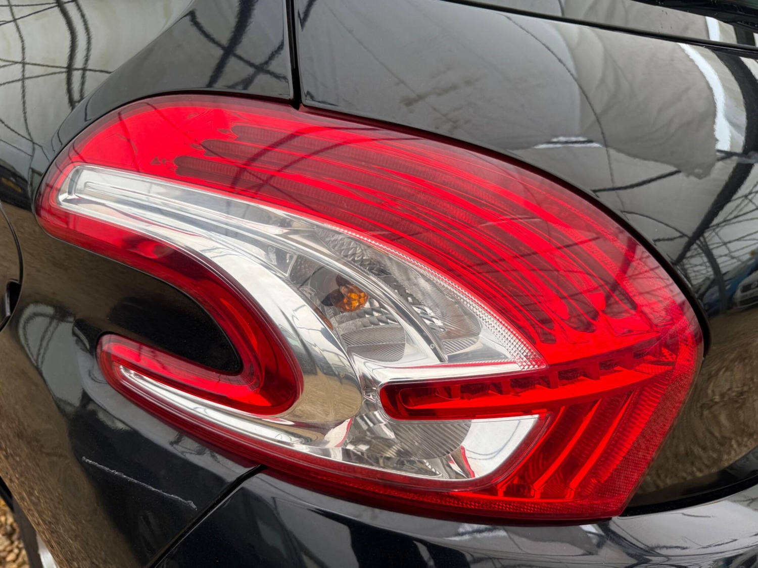 Used Peugeot 208 for sale - 78127399: Photo 68