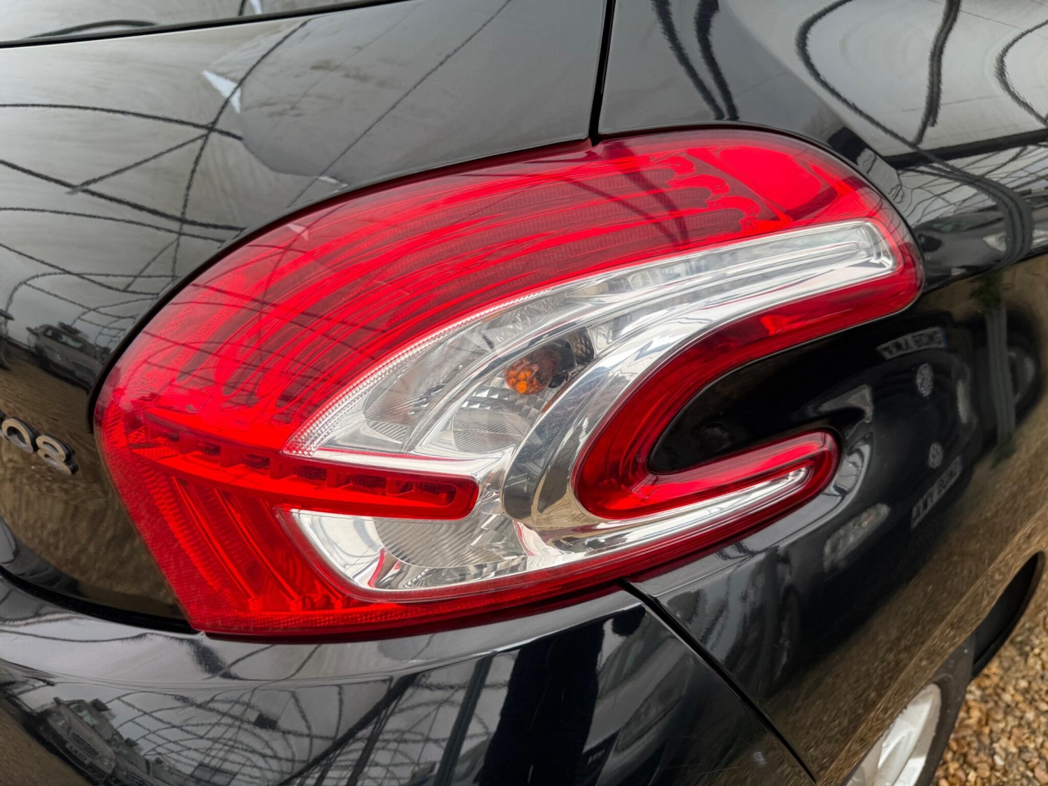 Used Peugeot 208 for sale - 78127399: Photo 69