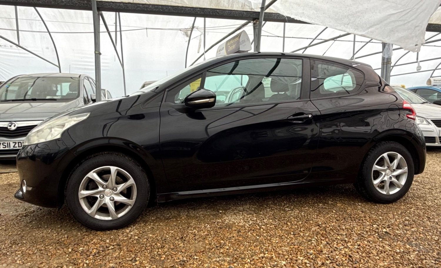 Used Peugeot 208 for sale - 78127399: Photo 7