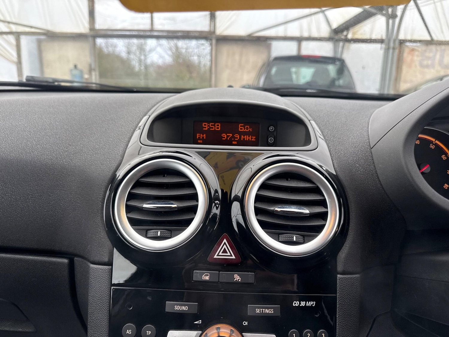 Used Vauxhall Corsa 2011 for sale - 77305440: Photo 73