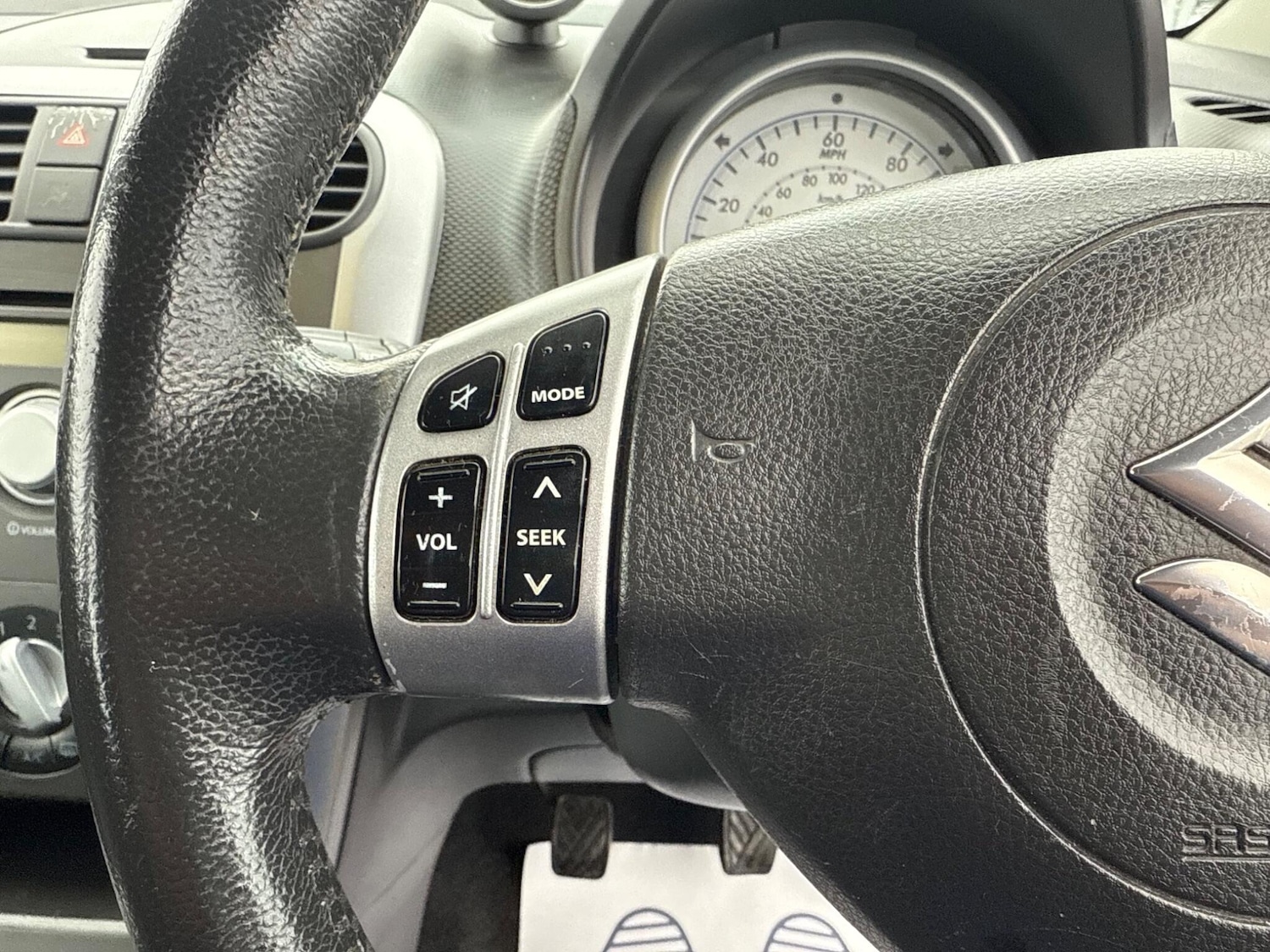 Used Suzuki Splash 2009 for sale - 76296129: Photo 57