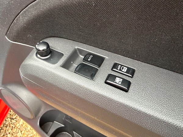 Used Suzuki Splash 2009 for sale - 76296129: Photo 60