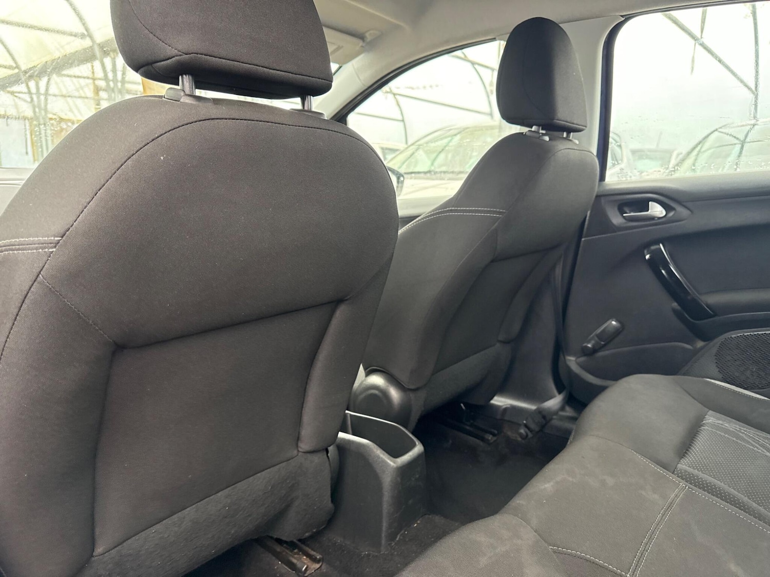 Used Peugeot 208 2014 for sale - 77612639: Photo 27