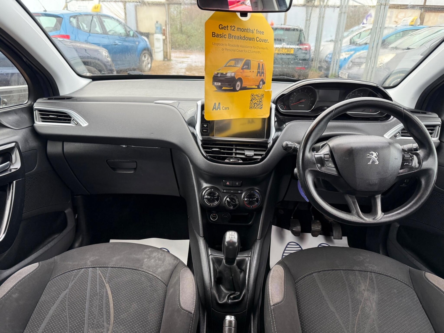 Used Peugeot 208 2014 for sale - 77612639: Photo 3