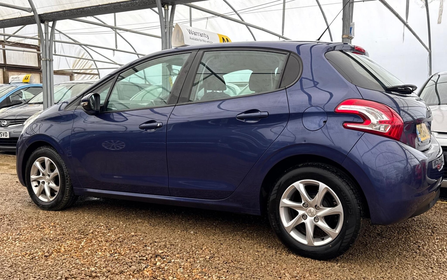 Used Peugeot 208 2014 for sale - 77612639: Photo 39
