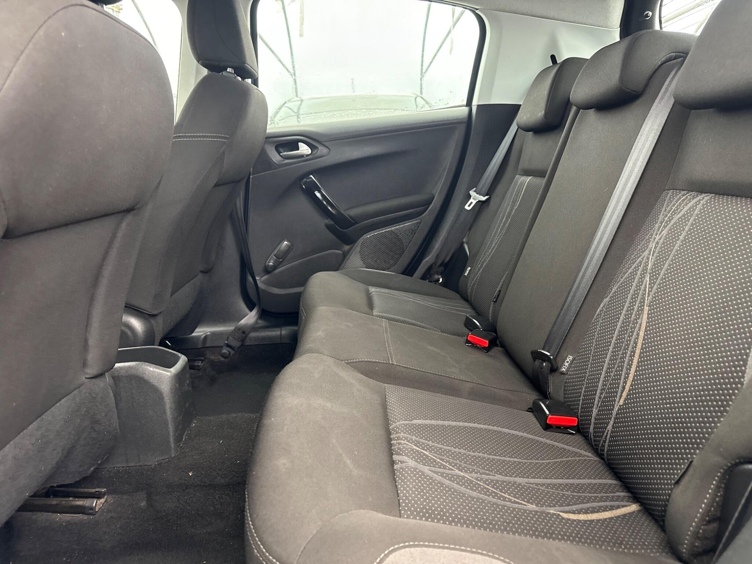 Used Peugeot 208 2014 for sale - 77612639: Photo 53