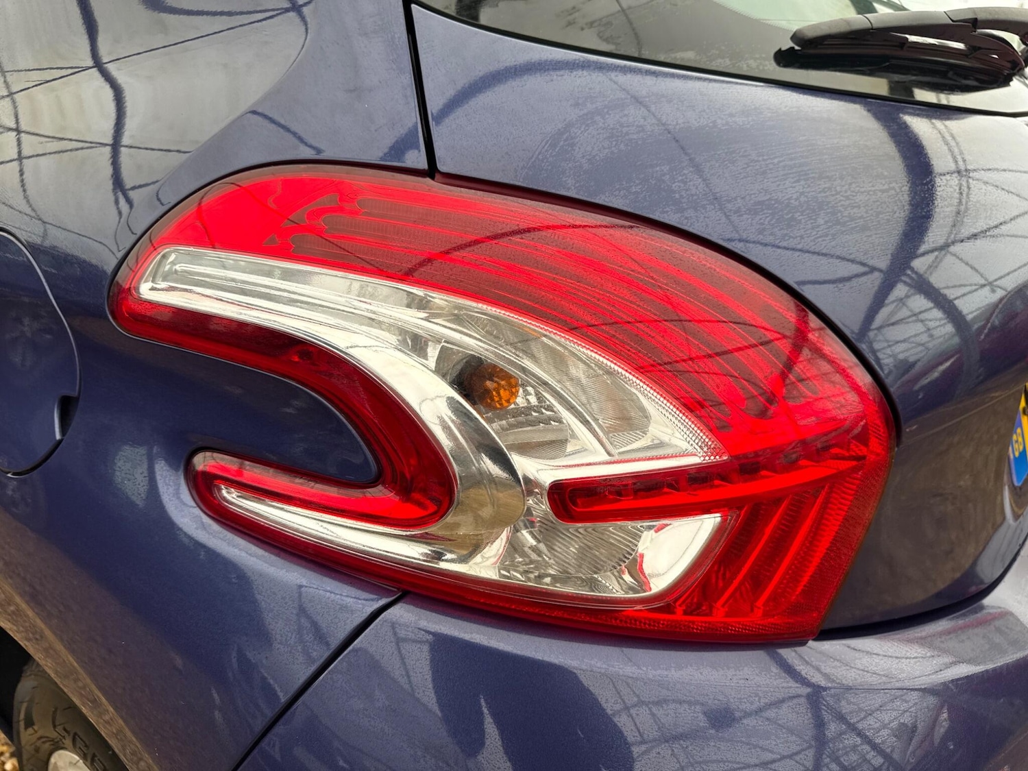 Used Peugeot 208 2014 for sale - 77612639: Photo 69