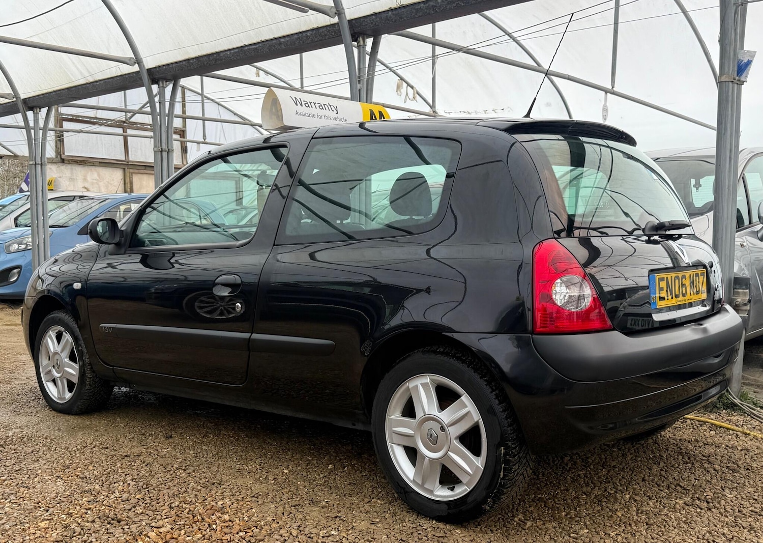 Used Renault Clio for sale - 77657587: Photo 11