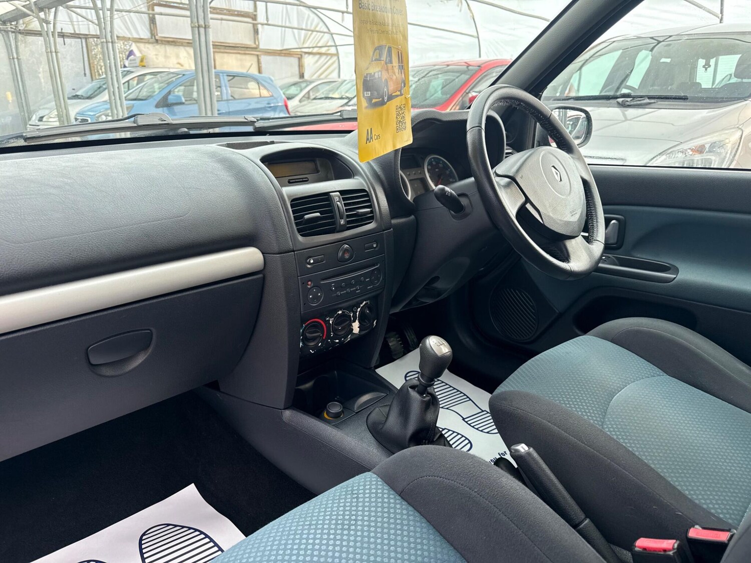 Used Renault Clio for sale - 77657587: Photo 31