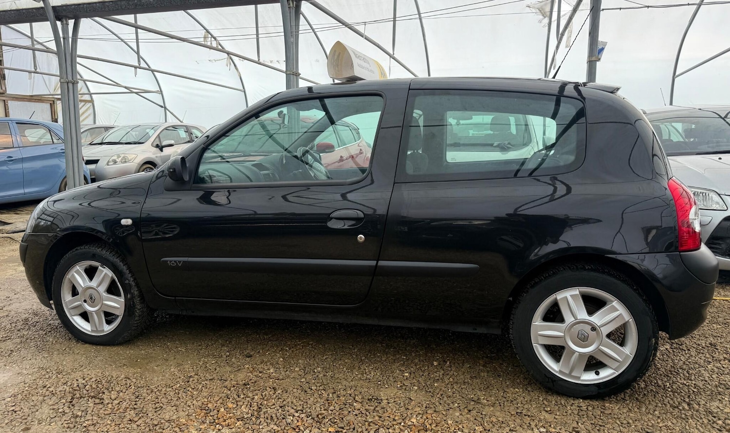 Used Renault Clio for sale - 77657587: Photo 38