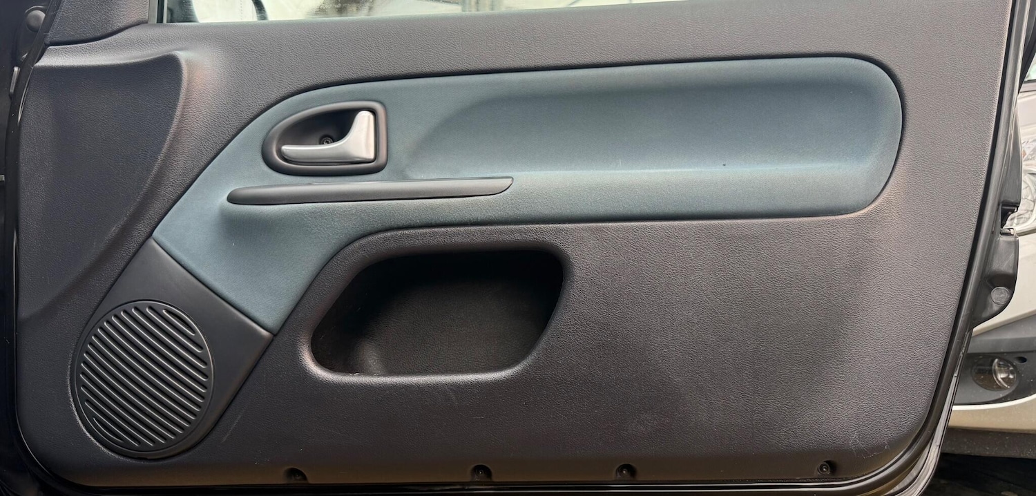 Used Renault Clio for sale - 77657587: Photo 62