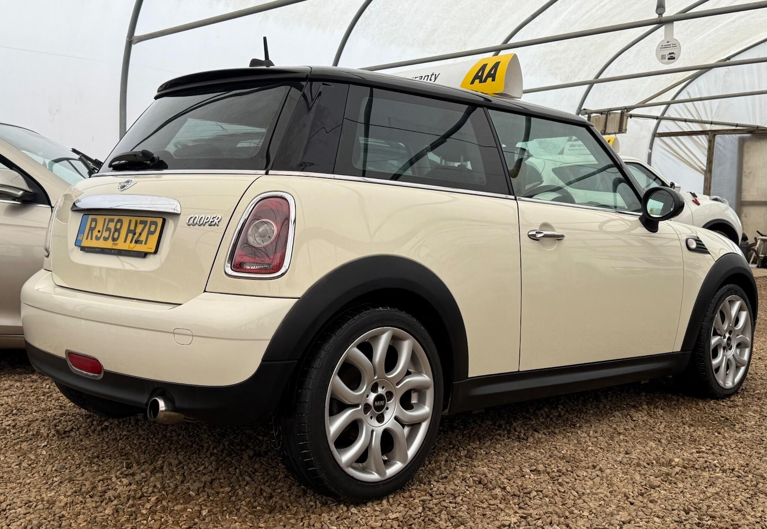 Used MINI Hatch 2009 for sale - 77074431: Photo 10