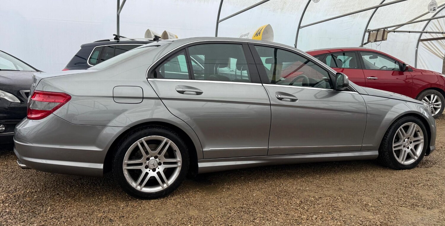 Used Mercedes-Benz C Class 2007 for sale - 77510890: Photo 32