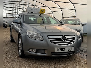 Vauxhall - Insignia