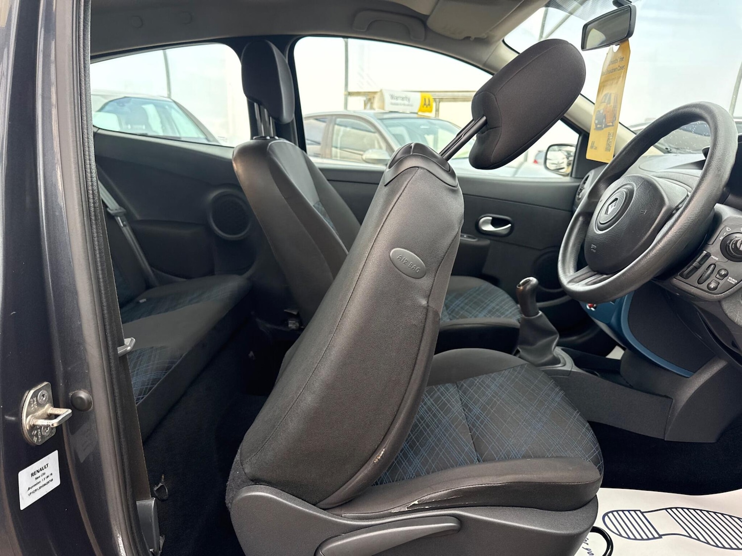 Used Renault Clio 2008 for sale - 76473180: Photo 17