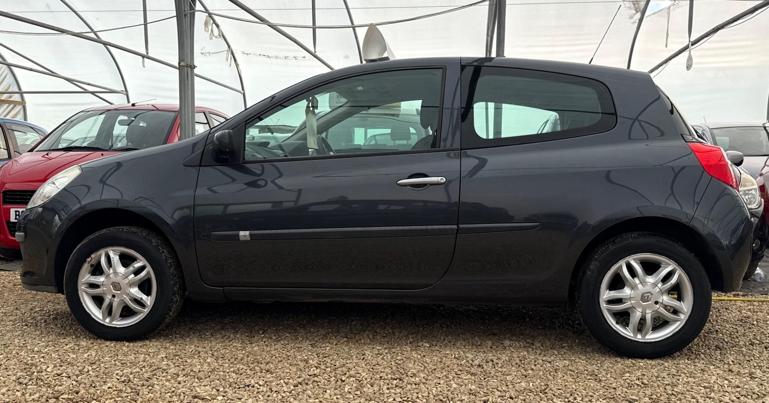 Used Renault Clio 2008 for sale - 76473180: Photo 42