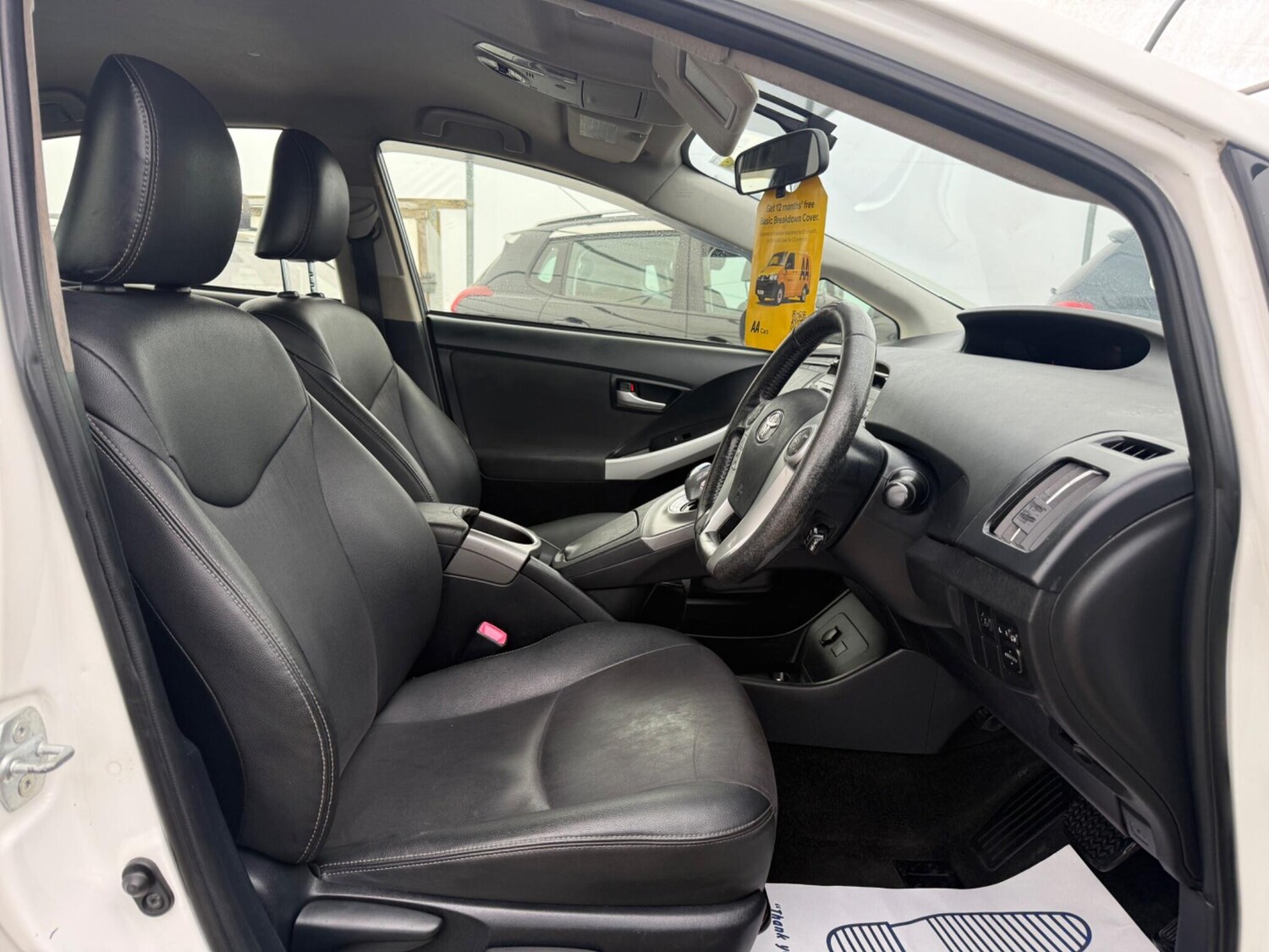 Used Toyota Prius 2012 for sale - 78062646: Photo 48