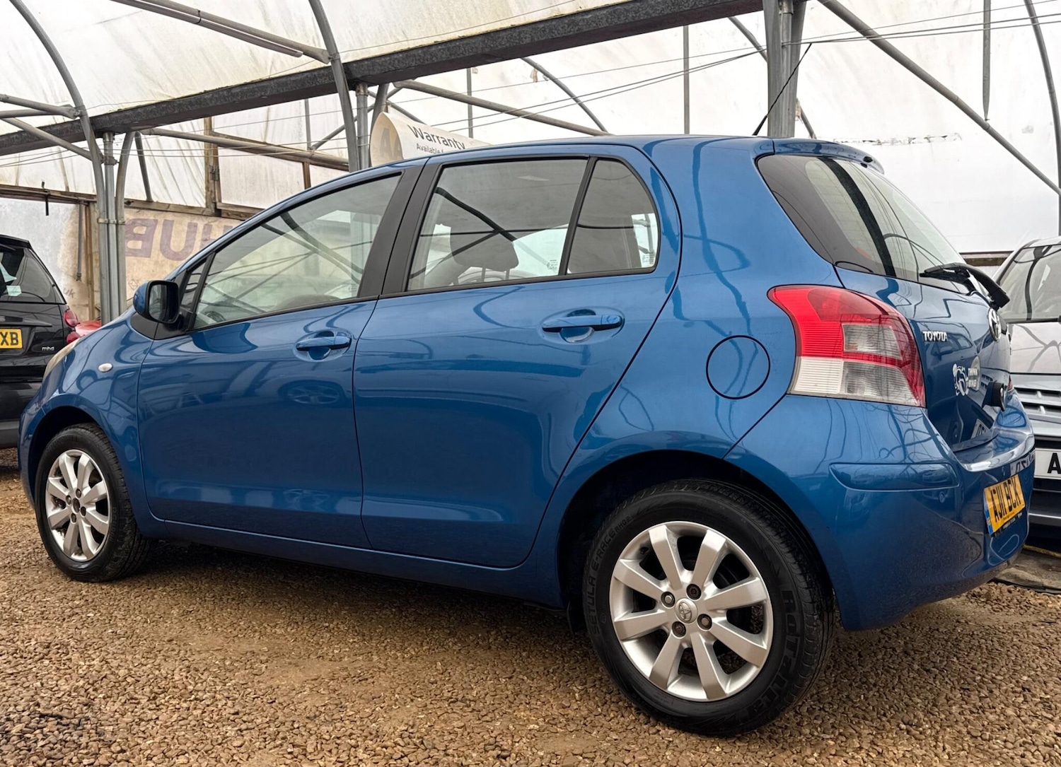 Used Toyota Yaris for sale - 77306330: Photo 11