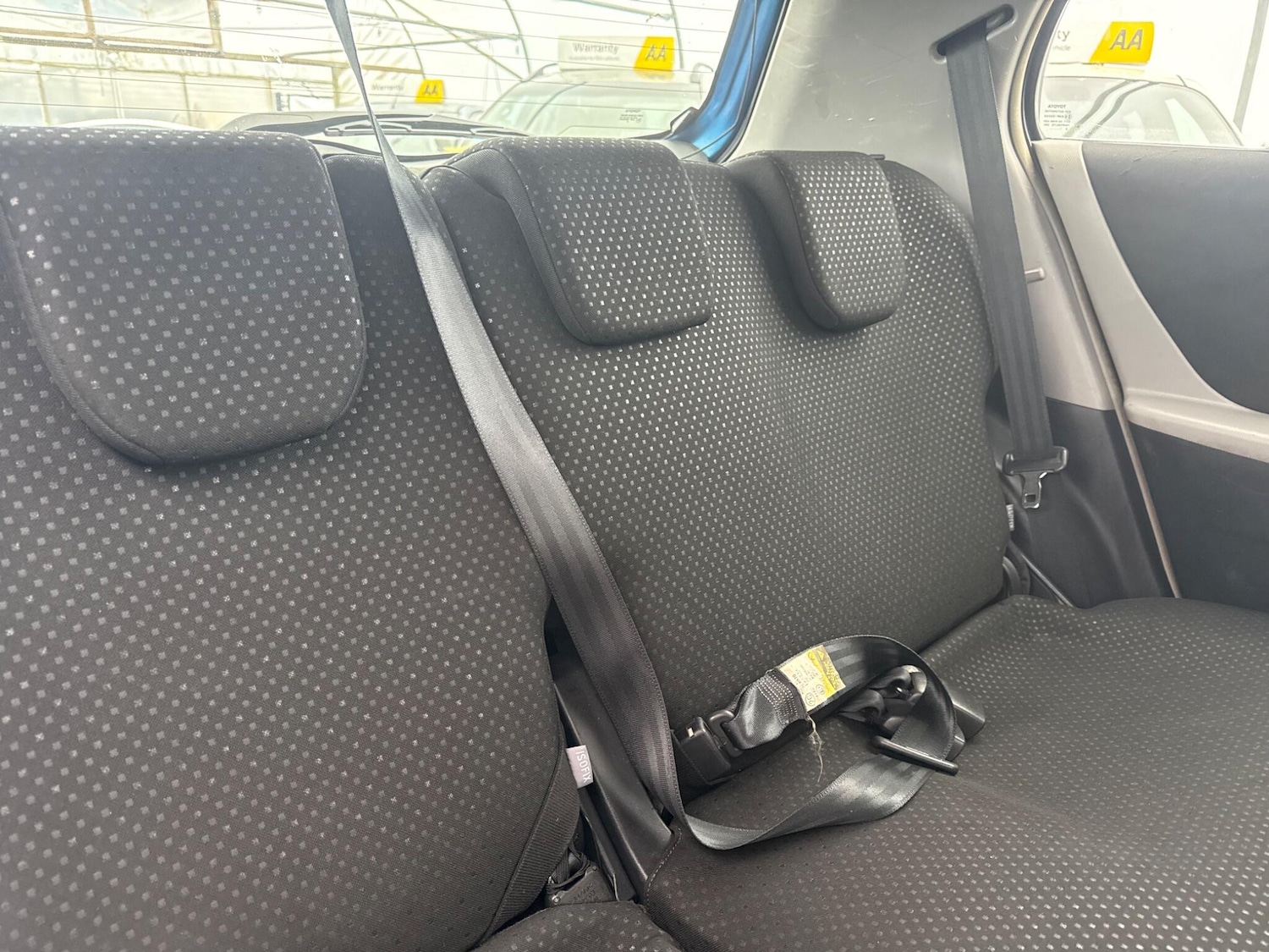 Used Toyota Yaris for sale - 77306330: Photo 21