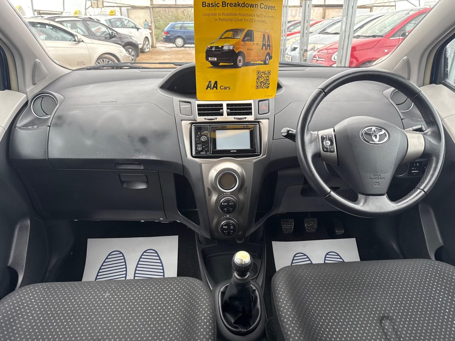 Used Toyota Yaris for sale - 77306330: Photo 3