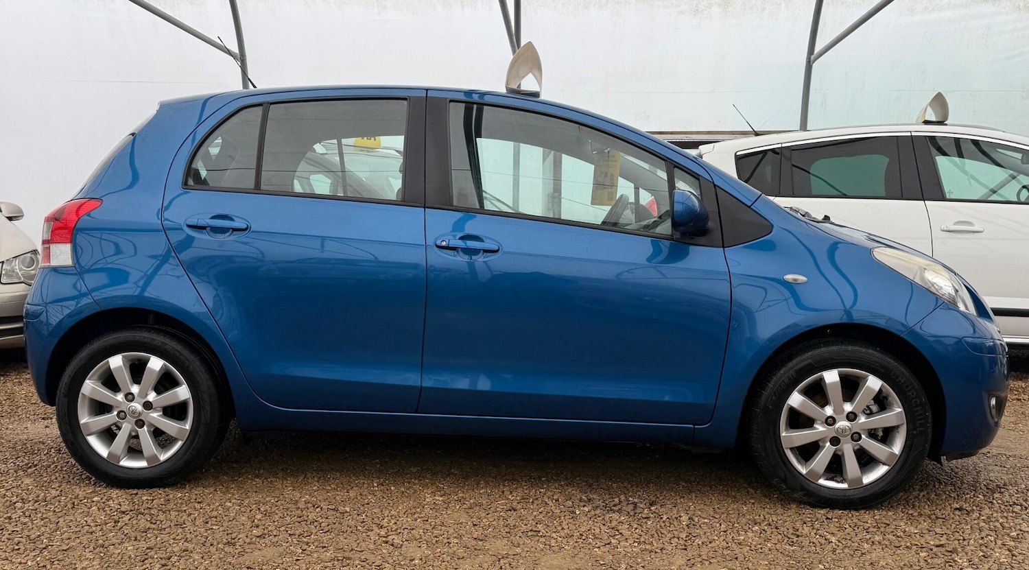 Used Toyota Yaris for sale - 77306330: Photo 5