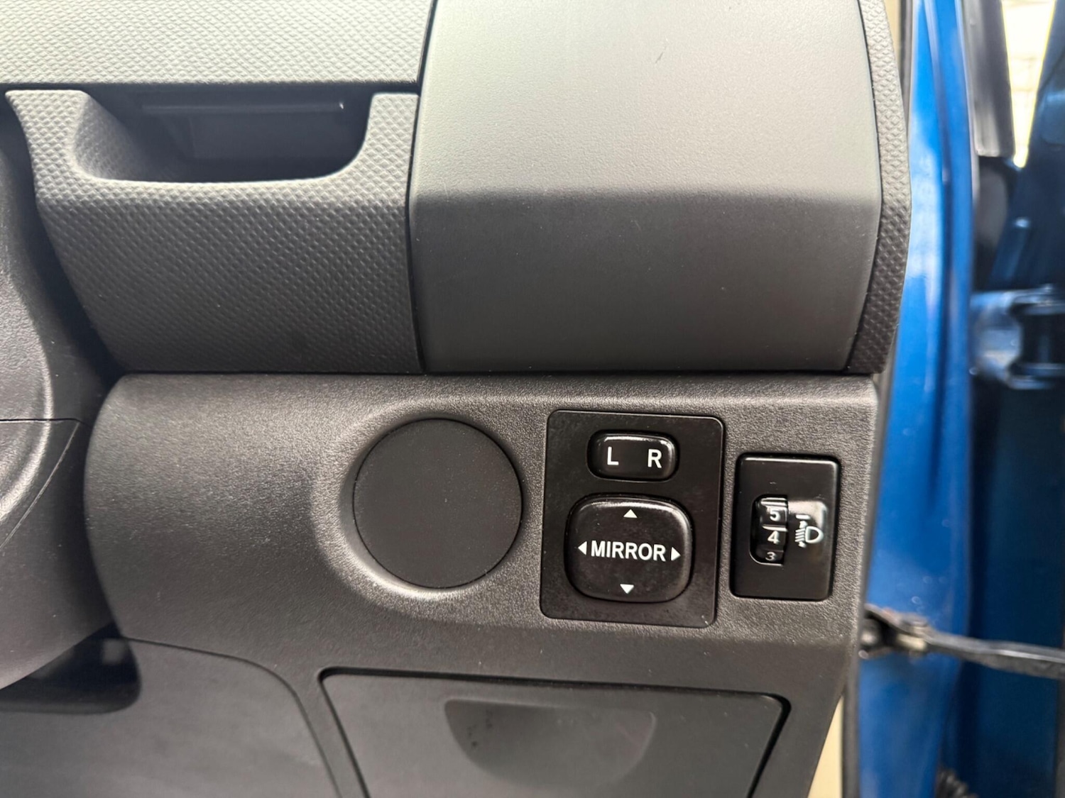 Used Toyota Yaris for sale - 77306330: Photo 61