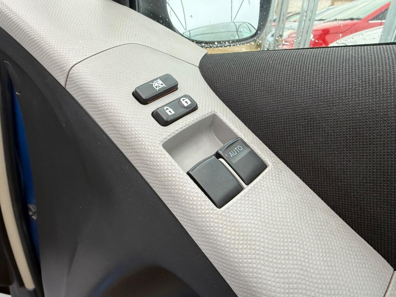 Used Toyota Yaris for sale - 77306330: Photo 62