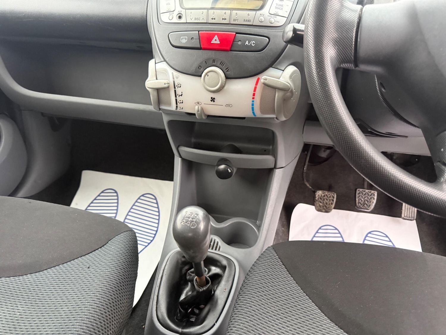 Used Toyota AYGO 2006 for sale - 76953304: Photo 13