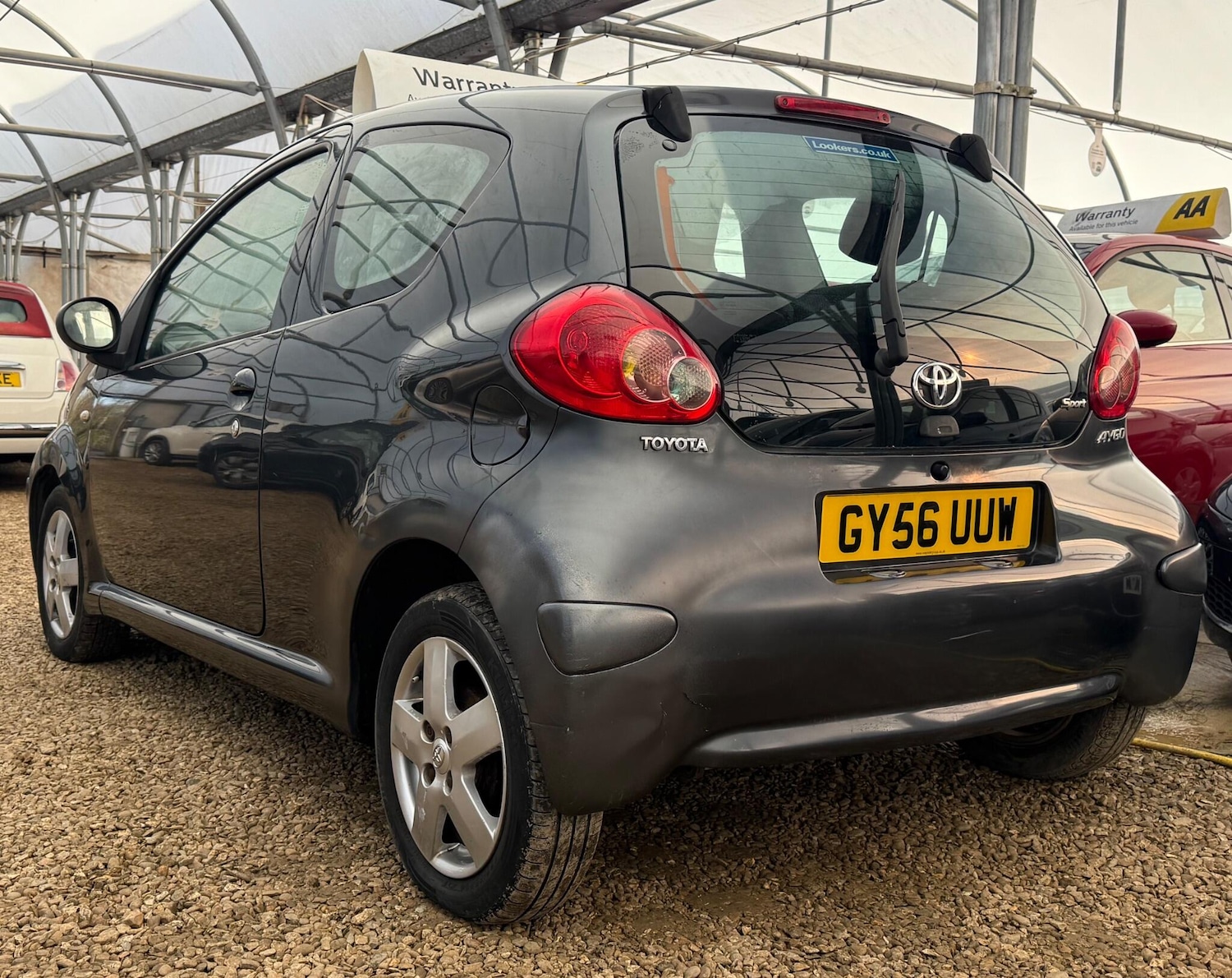 Used Toyota AYGO 2006 for sale - 76953304: Photo 2