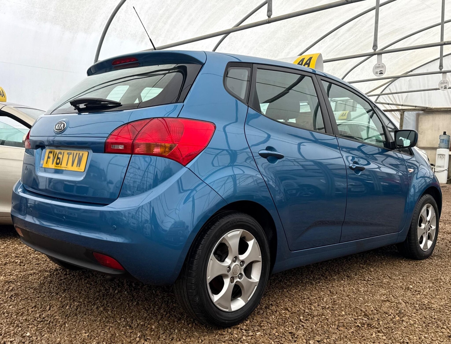 Used Kia Venga 2011 for sale - 77290514: Photo 10