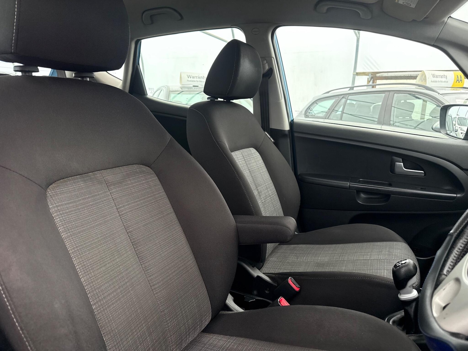 Used Kia Venga 2011 for sale - 77290514: Photo 15