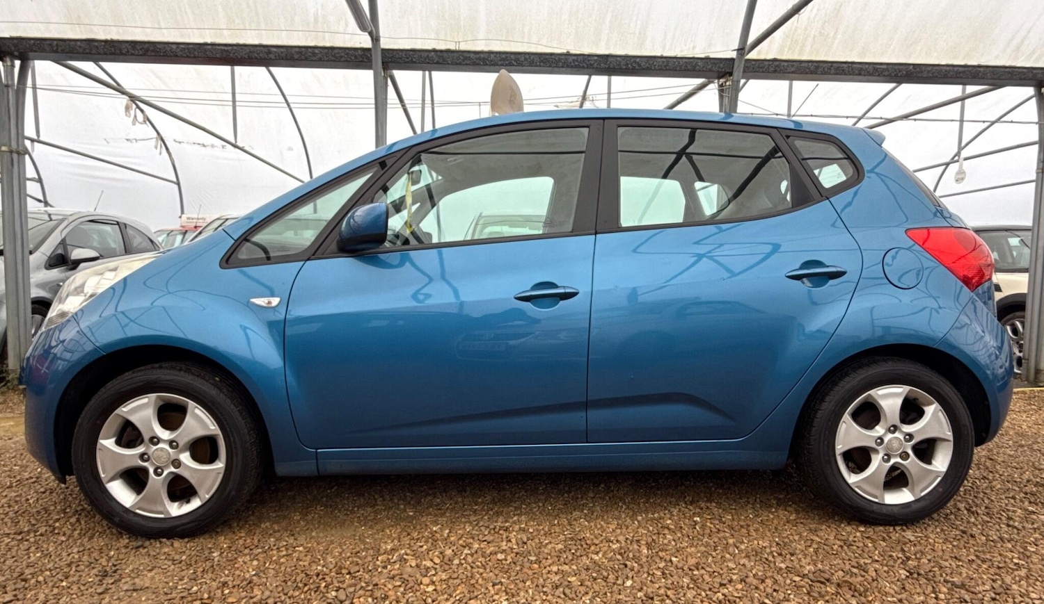 Used Kia Venga 2011 for sale - 77290514: Photo 7