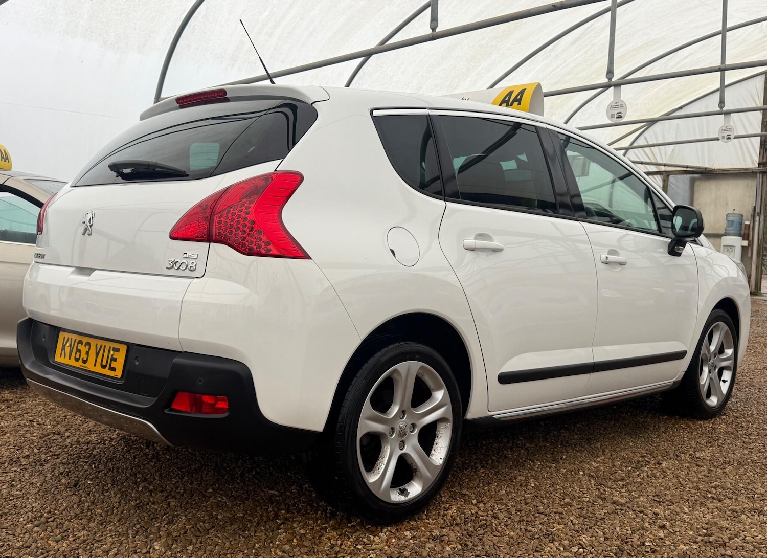 Used Peugeot 3008 2013 for sale - 77155411: Photo 10