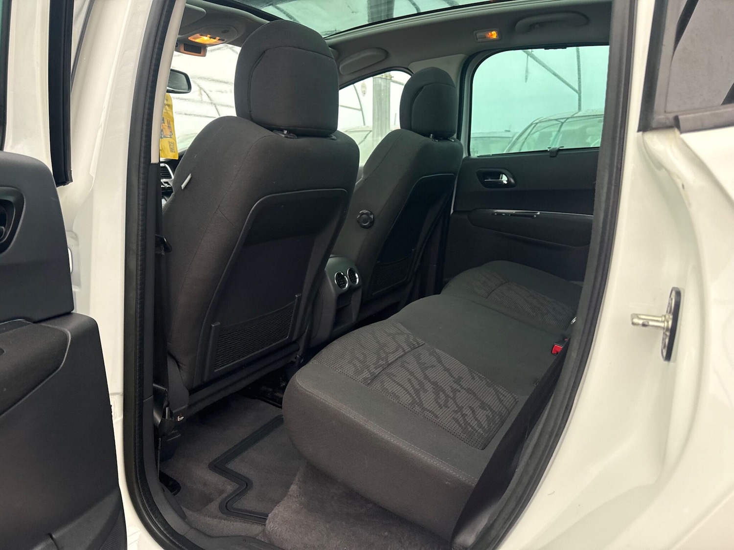 Used Peugeot 3008 2013 for sale - 77155411: Photo 26