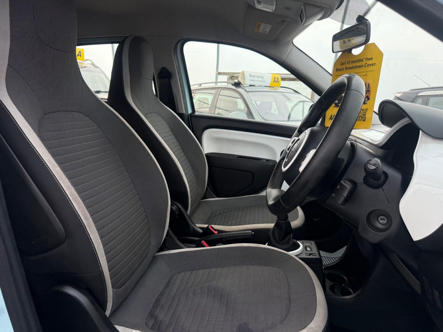 Used Renault Twingo 2014 for sale - 77723862: Photo 16