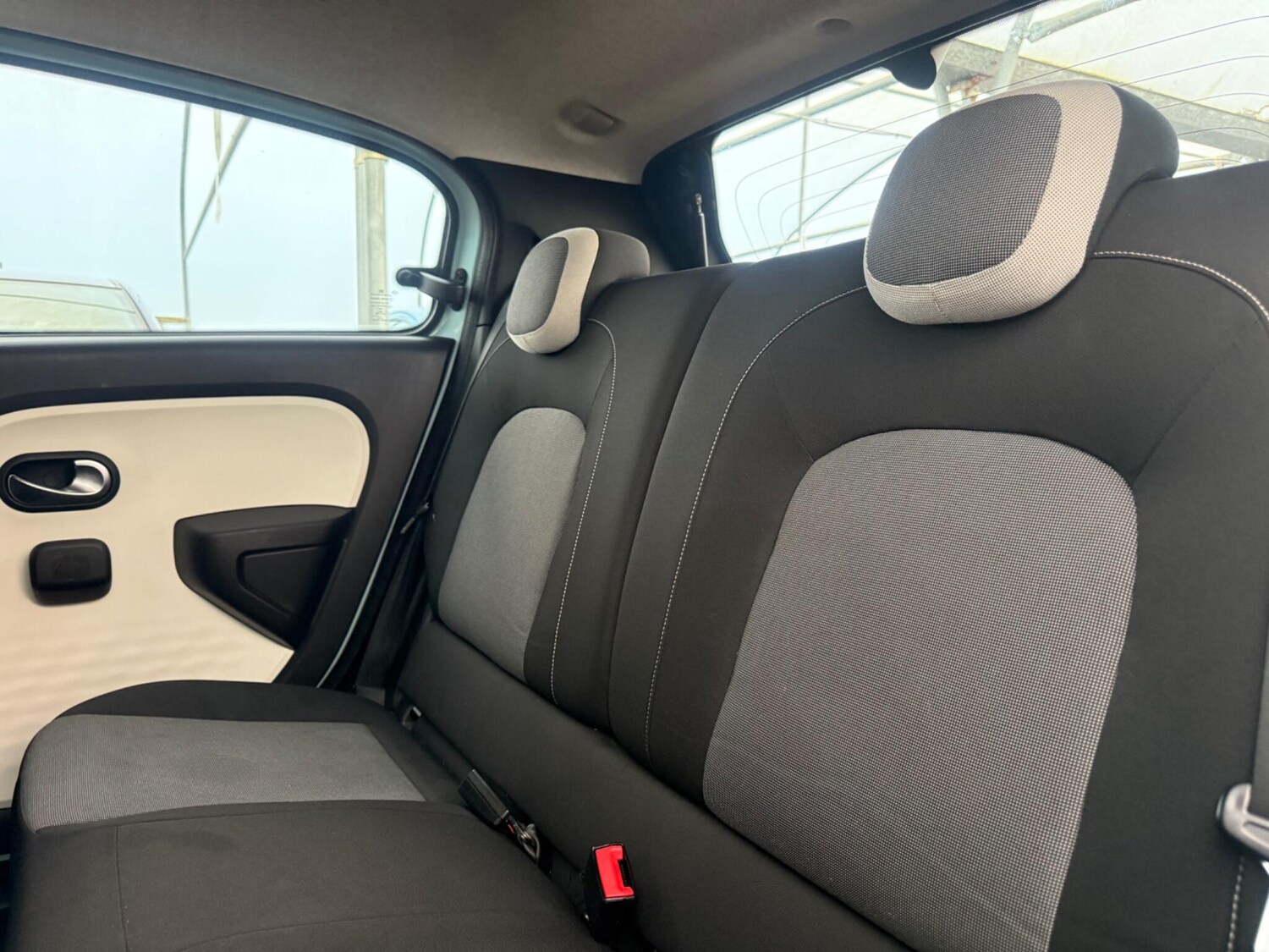 Used Renault Twingo 2014 for sale - 77723862: Photo 25