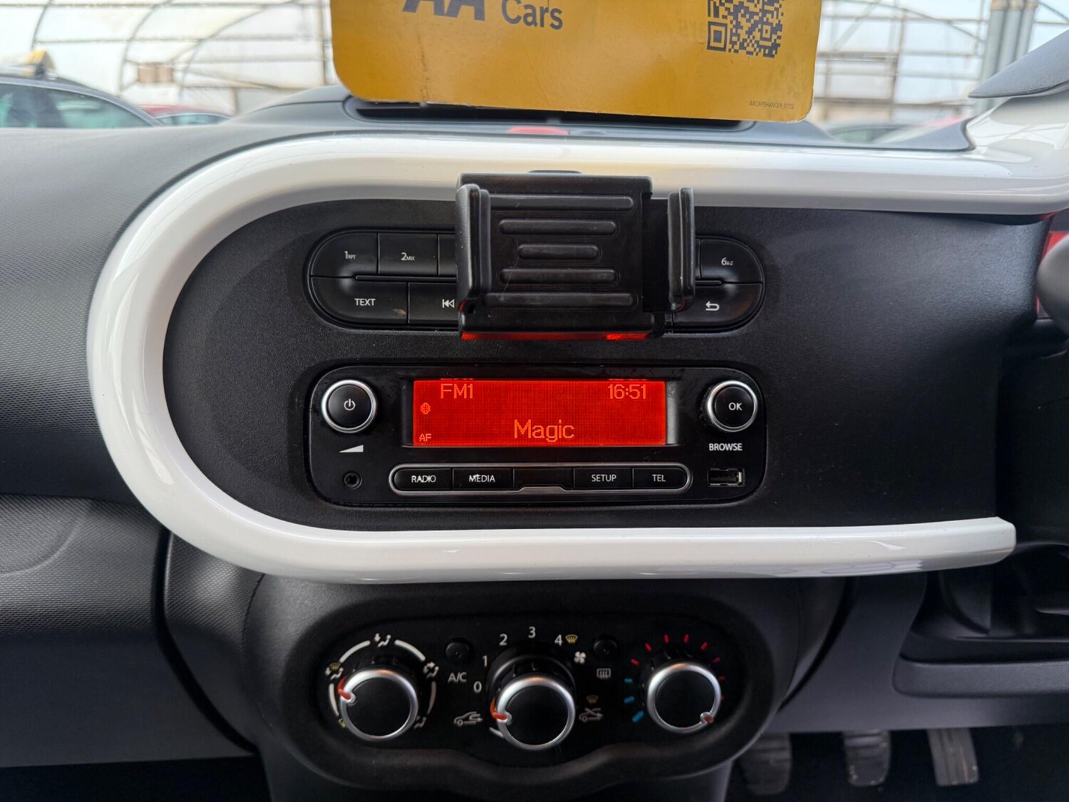 Used Renault Twingo 2014 for sale - 77723862: Photo 63