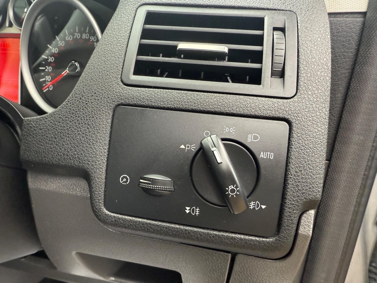 Used Ford Kuga 2012 for sale - 78127980: Photo 59