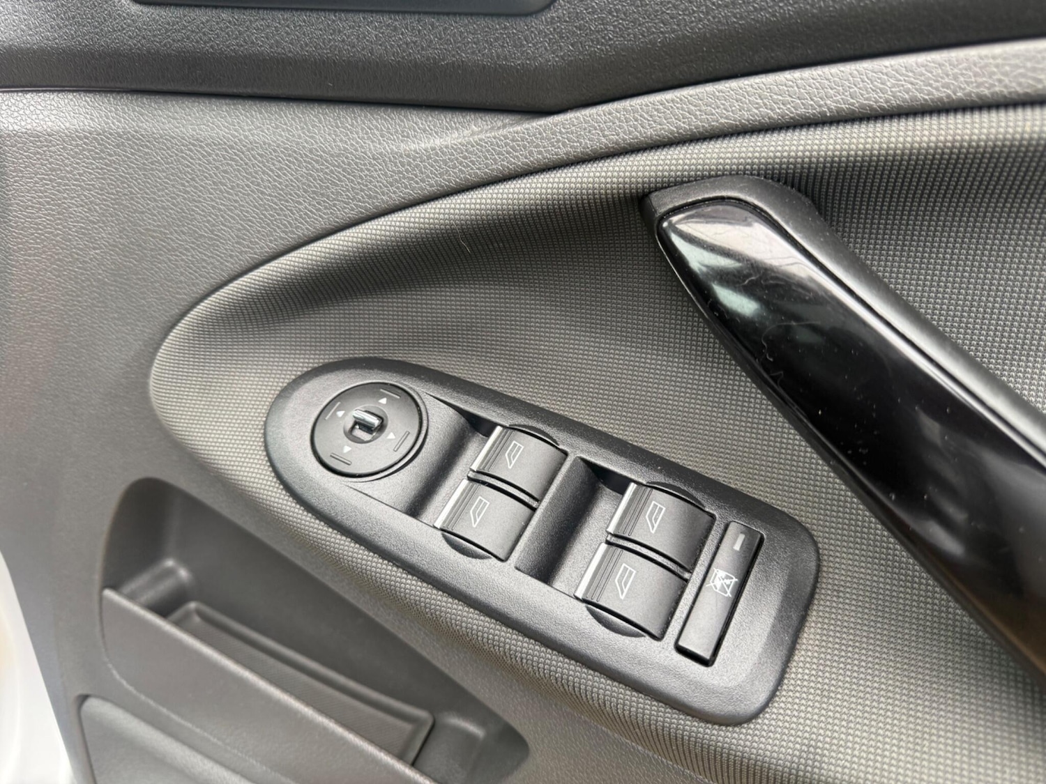 Used Ford Kuga 2012 for sale - 78127980: Photo 60