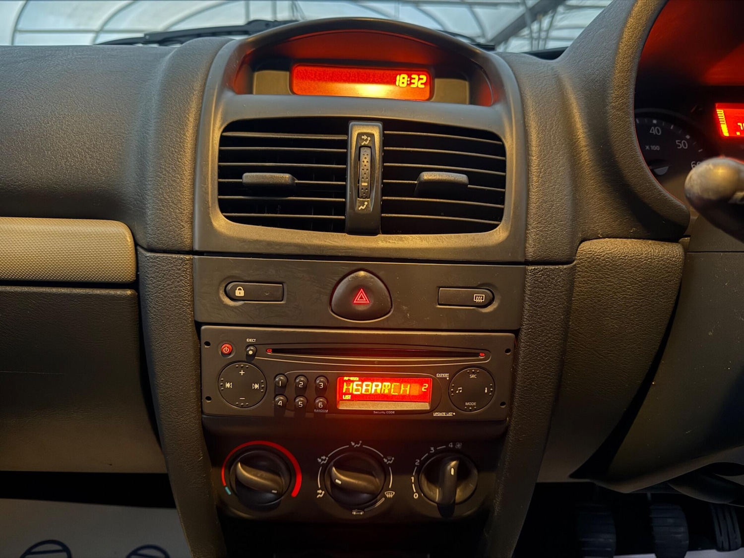 Used Renault Clio 2008 for sale - 77097749: Photo 60