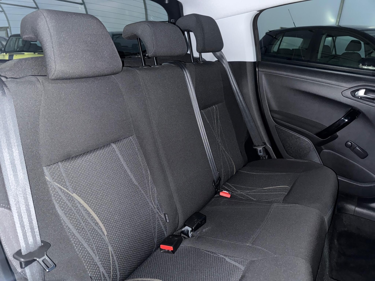 Used Peugeot 208 2013 for sale - 76644558: Photo 17