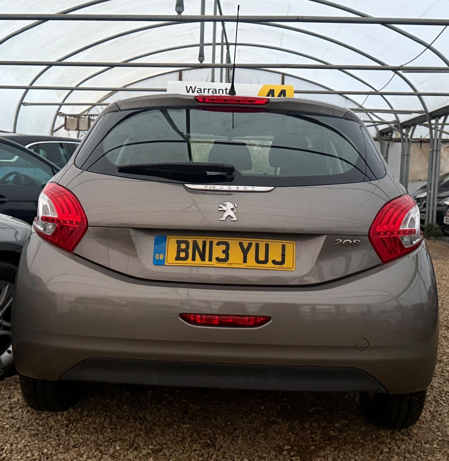 Used Peugeot 208 2013 for sale - 76644558: Photo 6