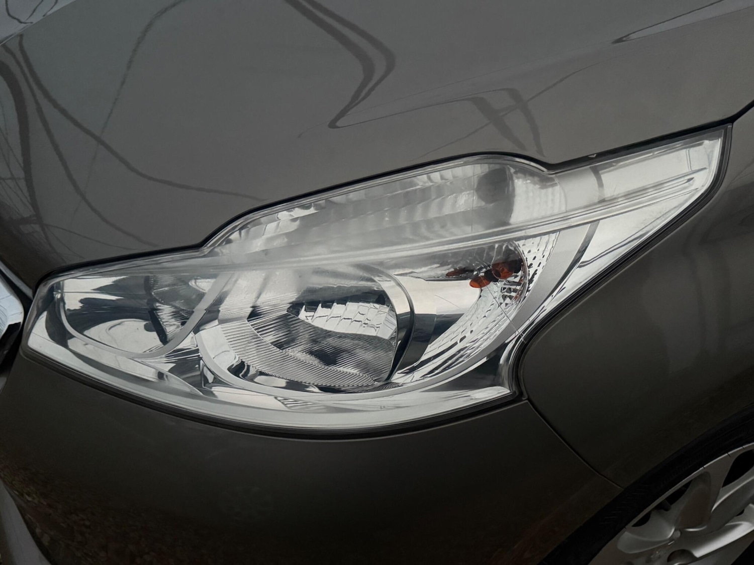 Used Peugeot 208 2013 for sale - 76644558: Photo 64