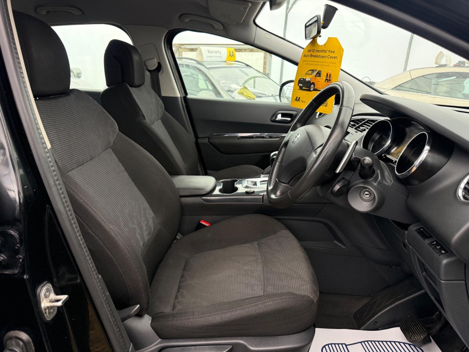 Used Peugeot 3008 2010 for sale - 77057496: Photo 47