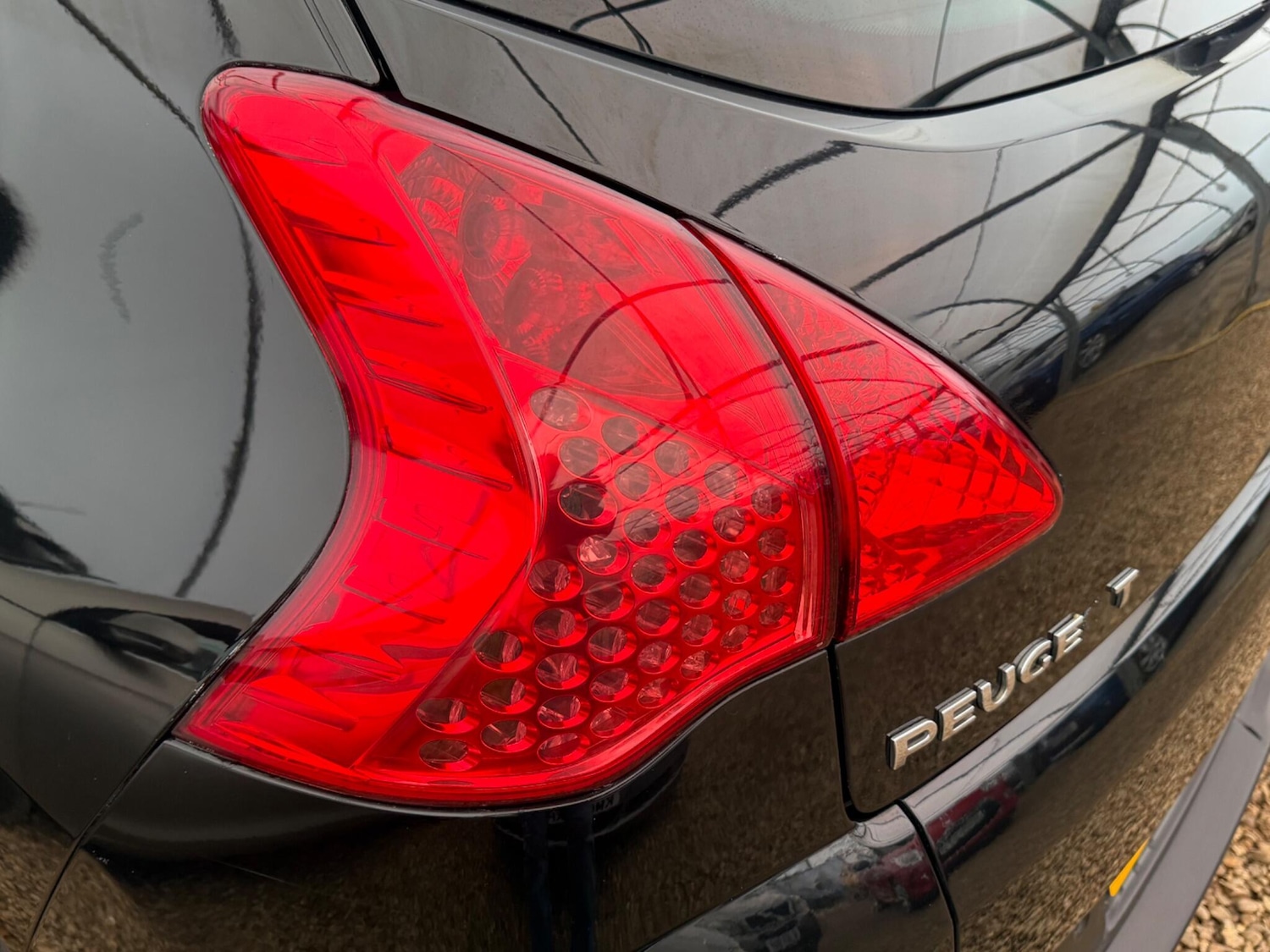 Used Peugeot 3008 2010 for sale - 77057496: Photo 75