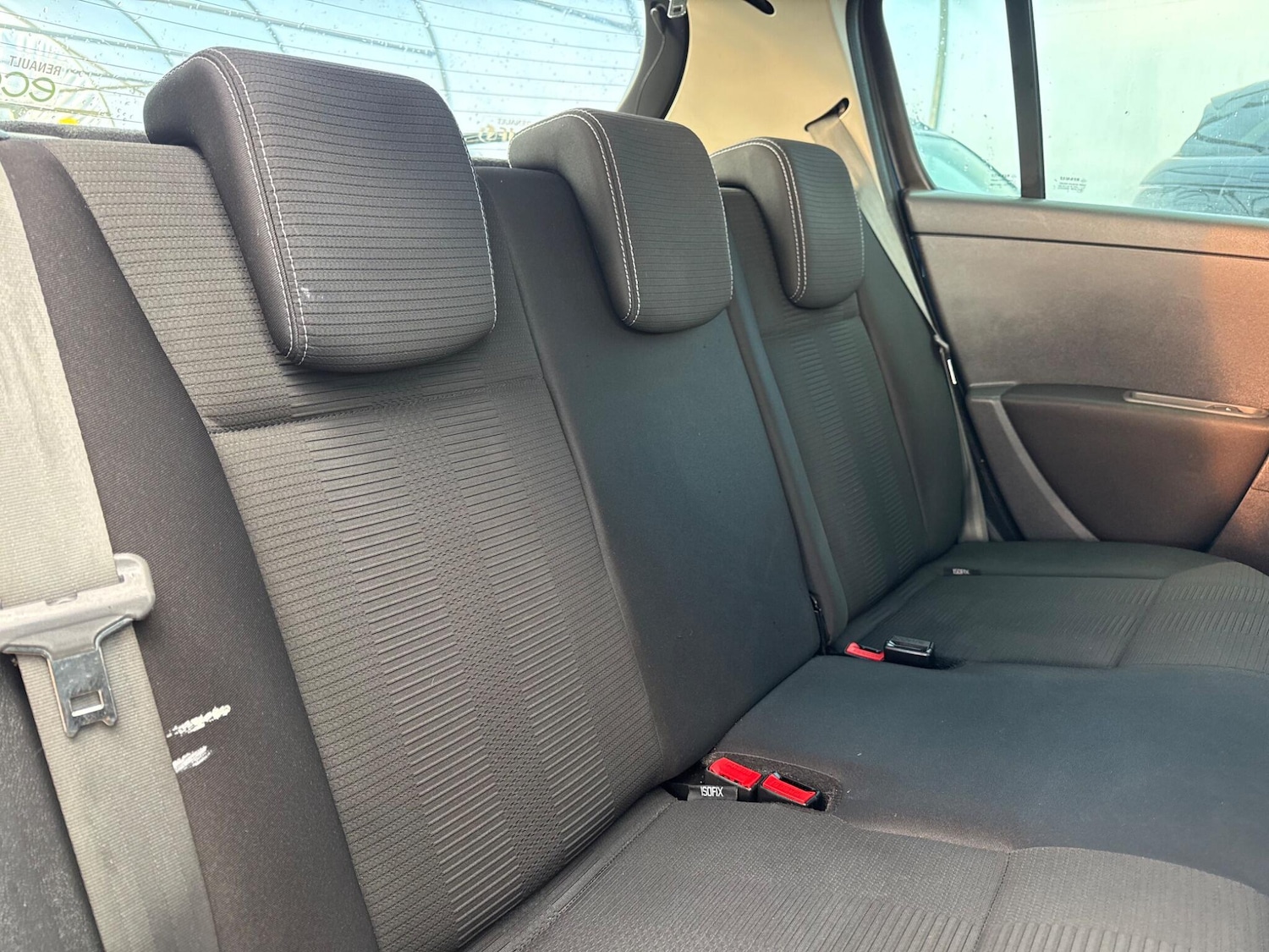 Used Renault Clio 2011 for sale - 76735237: Photo 20