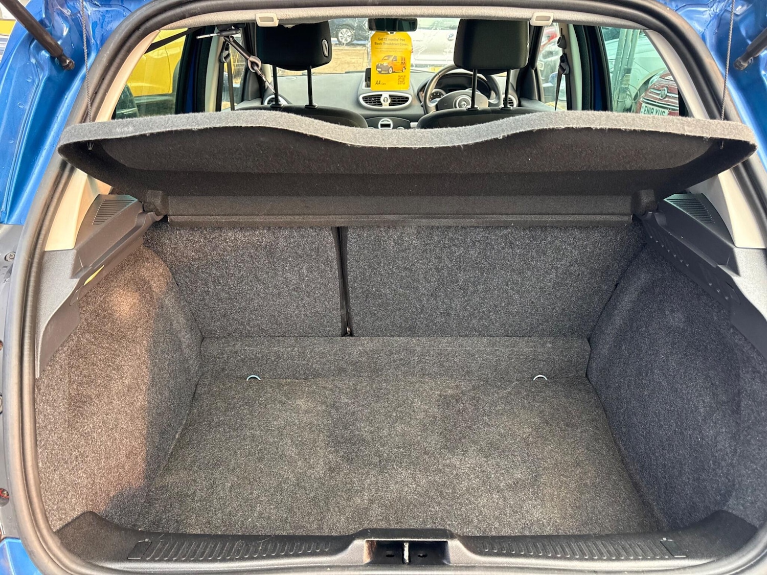 Used Renault Clio 2011 for sale - 76735237: Photo 21