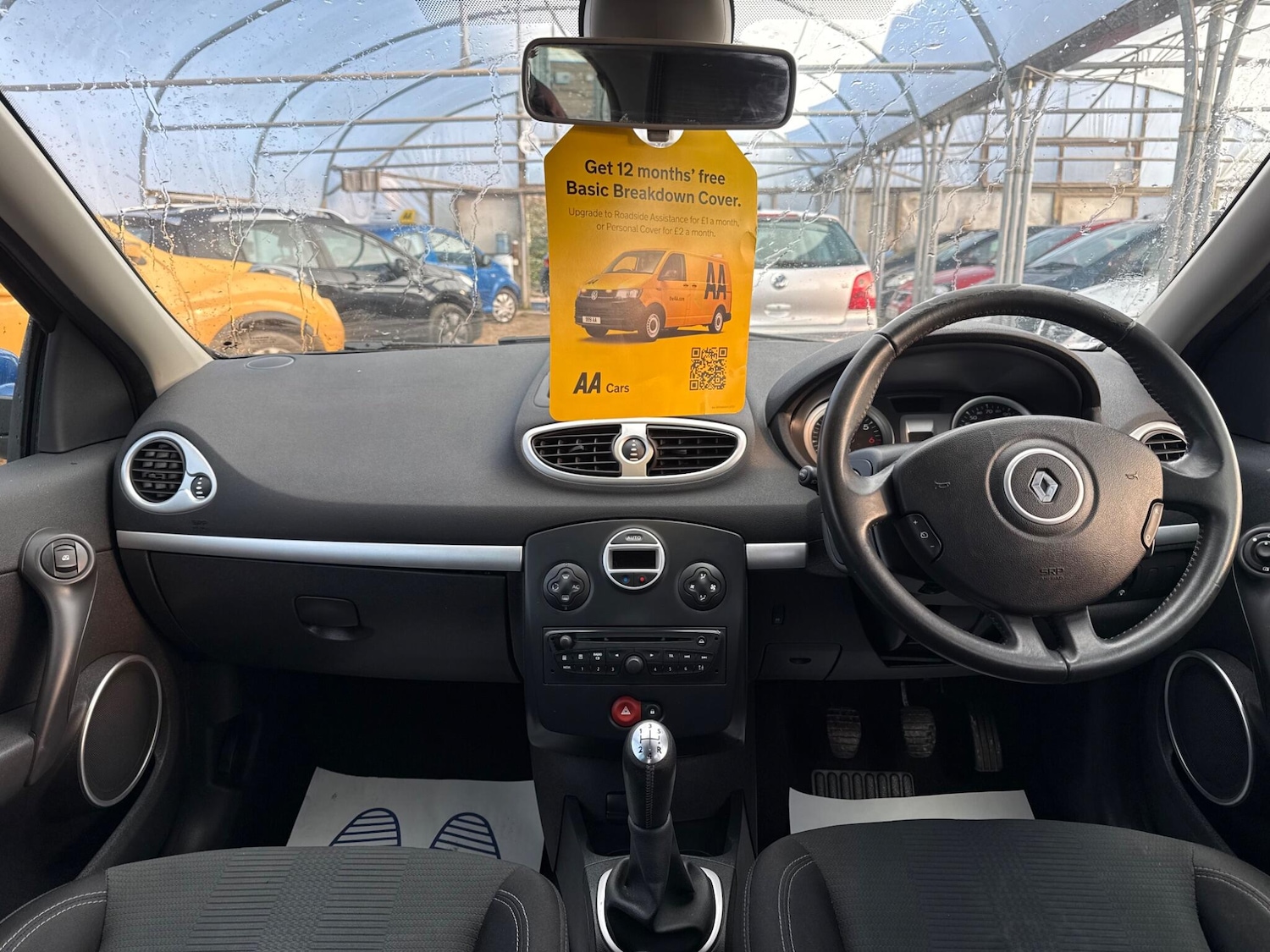 Used Renault Clio 2011 for sale - 76735237: Photo 22